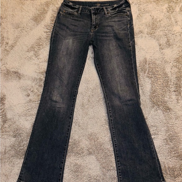 Soho Curvy Bootcut Jeans by NY&Co - Picture 1 of 8
